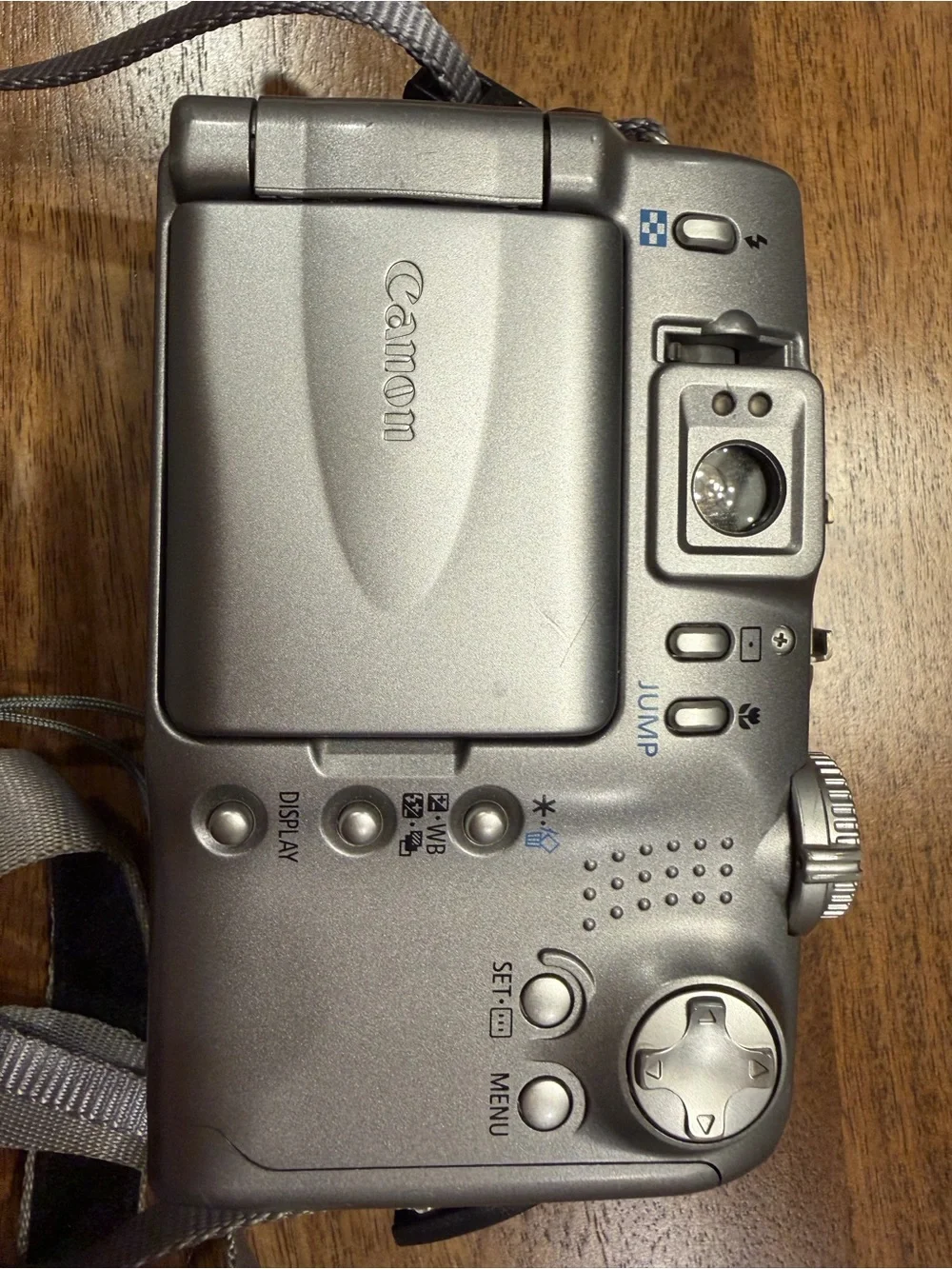 Canon Powershot G2 4MP Digital Camera,+Charger +Batt.+Memo.Card+USB Cable+Remote